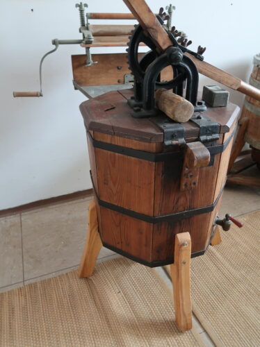 Alte Waschmaschine aus dem Museum Bernhardsthal